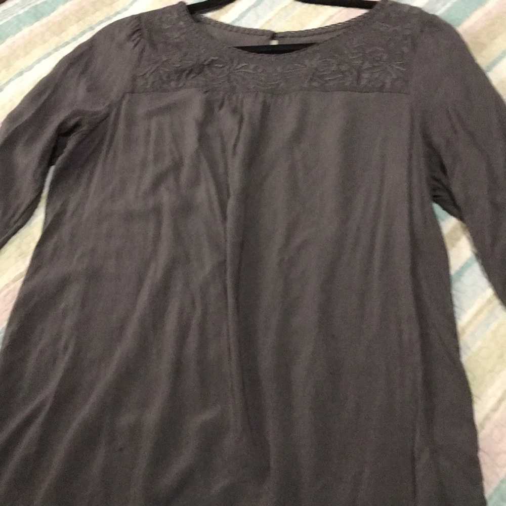 The Gap grey rayon blouse